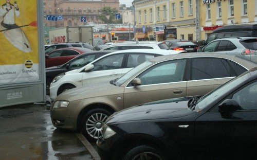 Moscow parked cars rain 2013