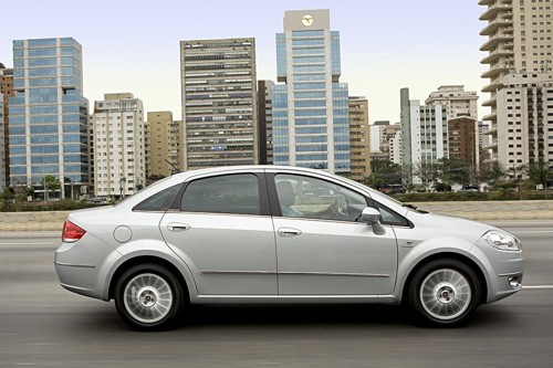 Fiat Linea Brazil 2013 buildings