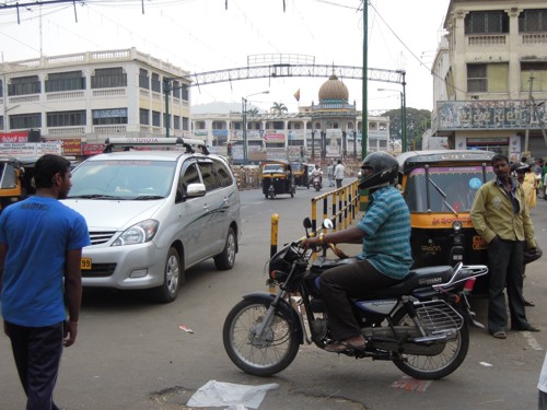 India traffic moped scene