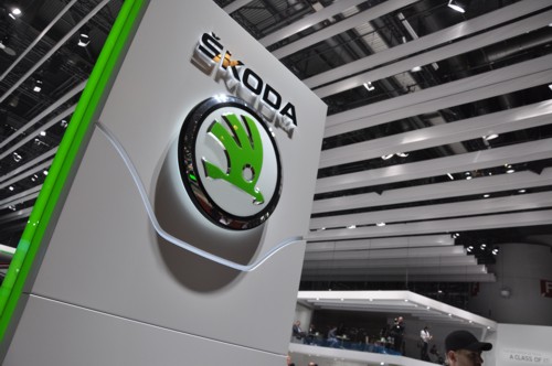 Skoda stand Geneva 2013 white stripes