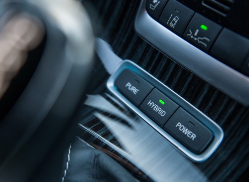 Volvo V60 plug-in hybrid internal driving mode switches