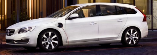 Vovlo V60 plug-in side view charge