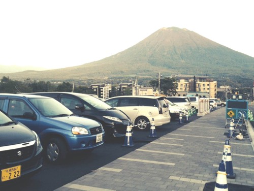 Japan volcano traffic September 2013