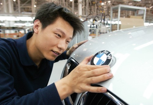 China car production BMW badge