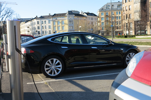 Oslo Norway electric car park 2014